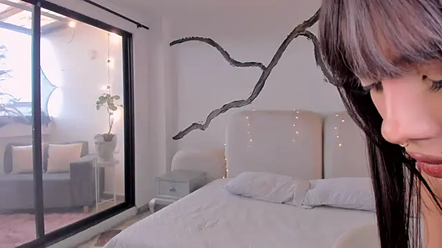 soidai miiu online show from September 8, 2025, 7:02 pm