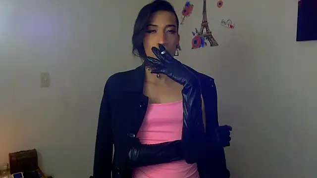 NovaNyx11 online show from October 4, 2025, 9:24 pm