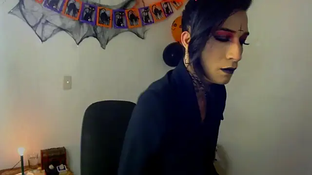 NovaNyx11 online show from October 17, 2025, 9:50 pm