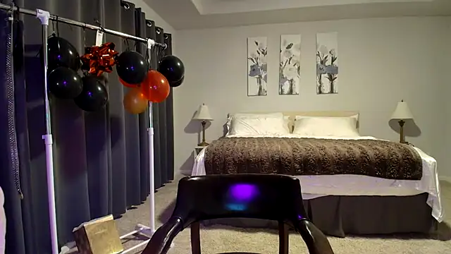 kaliii jones online show from December 14, 2025, 2:06 am