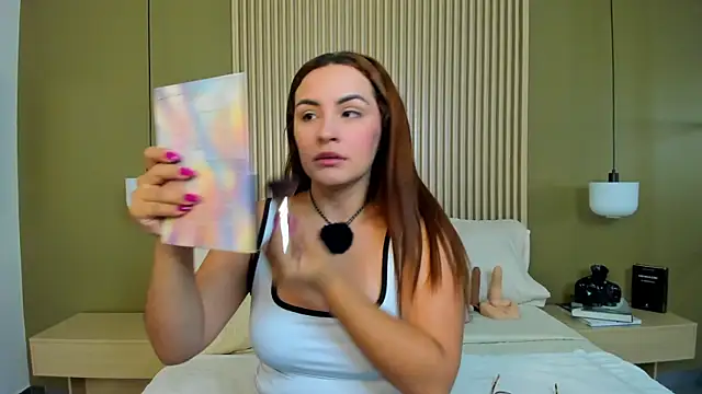 JessyCream online show from April 10, 2026, 9:19 pm