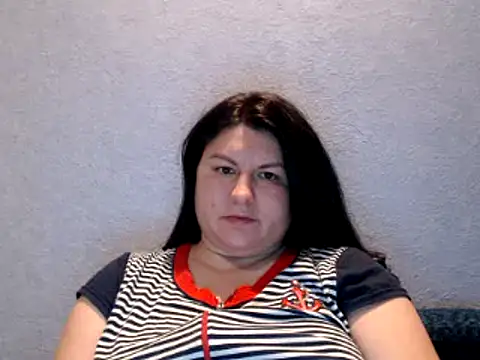 KiraSwee online show from December 10, 2024, 8:16 pm