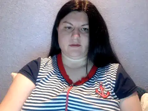 KiraSwee online show from March 14, 2025, 6:18 pm