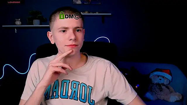 jimmie hot online show from February 21, 2025, 7:54 pm