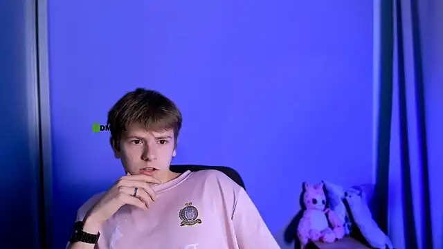 jimmie hot online show from October 18, 2025, 1:56 pm