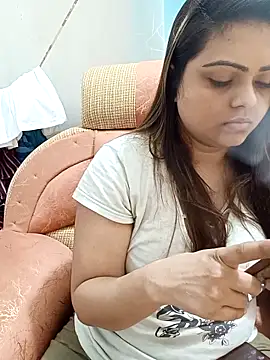 Snapshot of blue-berry07 chatting on October 12, 2025, 4:33 am blue-berry07 online show from October 12, 2025, 4:33 am