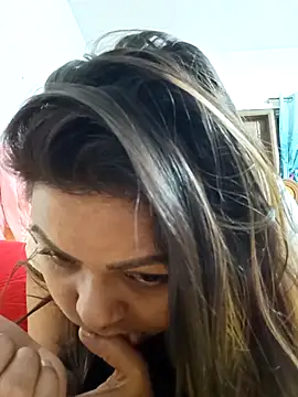 Snapshot of blue-berry07 chatting on November 26, 2025, 7:26 pm blue-berry07 online show from November 26, 2025, 7:26 pm