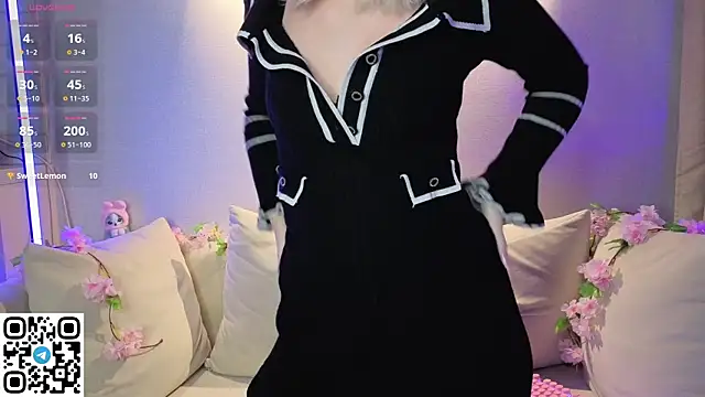 Anadeyaaa online show from December 5, 2025, 3:04 am