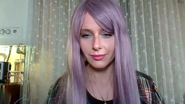 LuminousLady online show from February 16, 2025, 7:27 pm