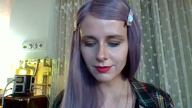 LuminousLady online show from March 12, 2025, 9:56 pm