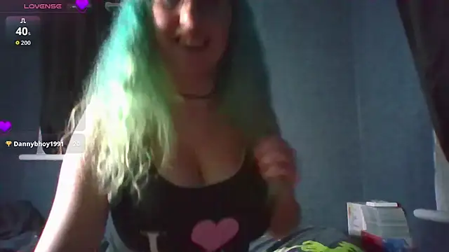 Snapshot of BunnieXO247 chatting on November 3, 2025, 7:37 pm BunnieXO247 online show from November 3, 2025, 7:37 pm