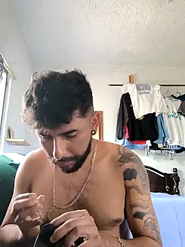 Snapshot of dickman10 chatting on February 28, 2025, 10:28 pm dickman10 online show from February 28, 2025, 10:28 pm