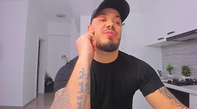 ZackMasterss online show from February 5, 2025, 1:58 am