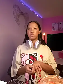 SallyWhitee online show from February 8, 2026, 5:11 am