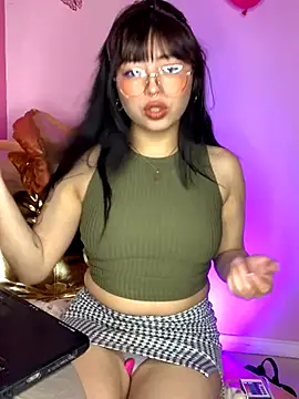 Snapshot of Valu_euphoria chatting on October 6, 2025, 11:24 pm Valu euphoria online show from October 6, 2025, 11:24 pm