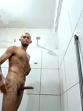 Snapshot of ery03 chatting on January 7, 2026, 8:44 pm ery03 online show from January 7, 2026, 8:44 pm