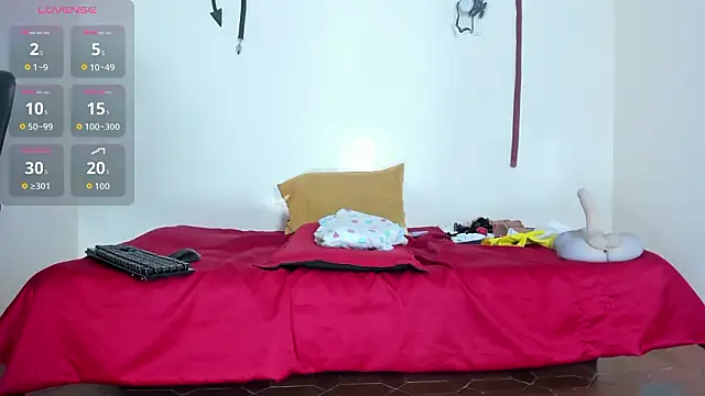 Snapshot of aurora_cullen_ chatting on February 17, 2026, 11:40 am aurora cullen online show from February 17, 2026, 11:40 am