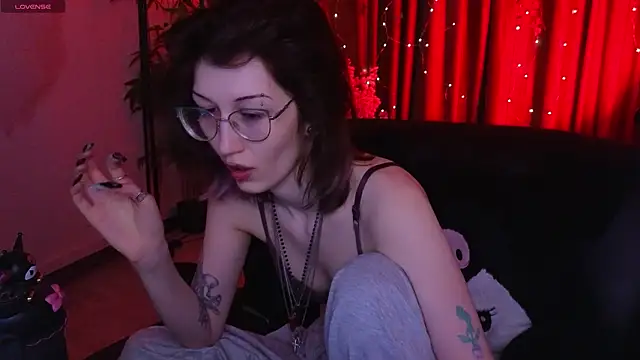 lissaros online show from February 11, 2026, 6:51 am