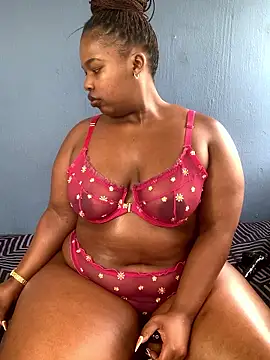 Cuddle Bear online show from January 12, 2026, 7:24 am