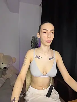 Celine Roxelle online show from March 30, 2026, 8:54 pm