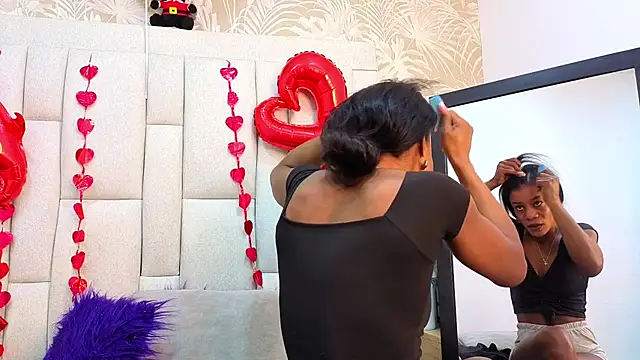 Snapshot of dafnnelewis chatting on February 20, 2026, 11:32 am dafnnelewis online show from February 20, 2026, 11:32 am