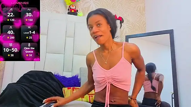 Snapshot of dafnnelewis chatting on April 15, 2026, 11:06 am dafnnelewis online show from April 15, 2026, 11:06 am