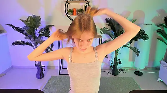 KiraMontoya online show from March 9, 2025, 5:06 pm