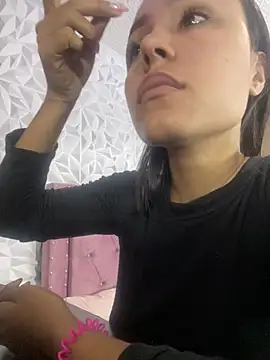 julieta fn online show from March 25, 2026, 2:12 pm