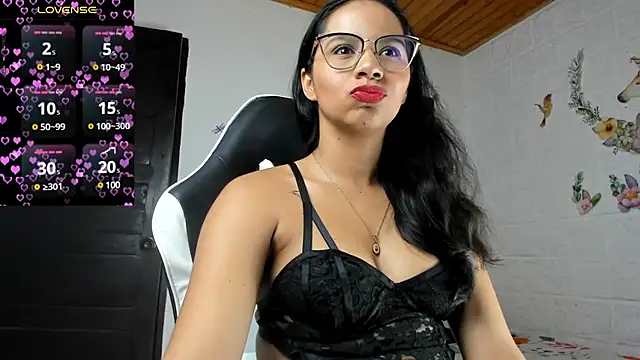 Snapshot of alisson_hoffman05 chatting on March 2, 2025, 3:59 pm alisson hoffman05 online show from March 2, 2025, 3:59 pm