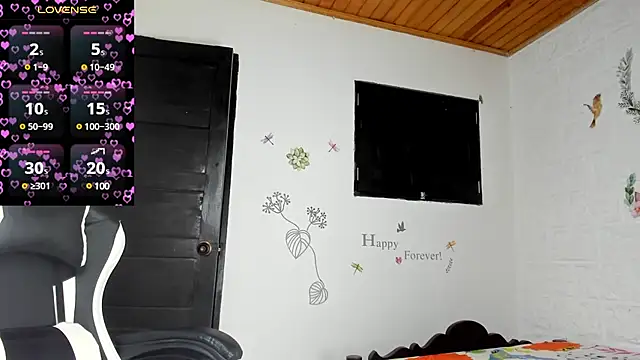 Snapshot of alisson_hoffman05 chatting on March 7, 2025, 1:29 pm alisson hoffman05 online show from March 7, 2025, 1:29 pm