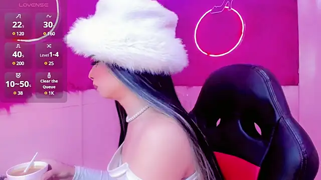 Irina milkmaid online show from March 5, 2025, 7:38 pm