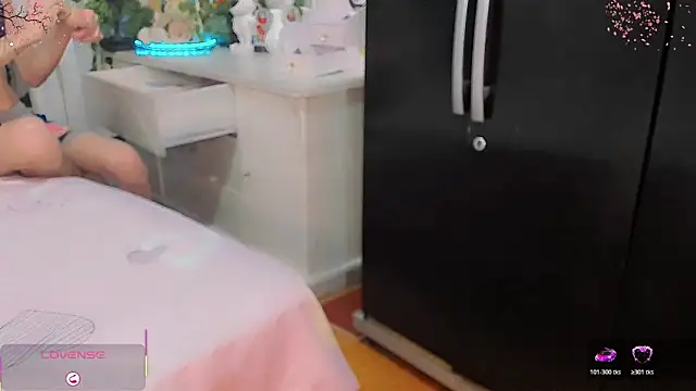 Irina milkmaid online show from April 17, 2026, 7:17 pm