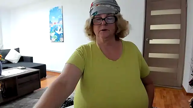 Snapshot of NoraJohnson6 chatting on September 11, 2025, 6:02 am NoraJohnson6 online show from September 11, 2025, 6:02 am