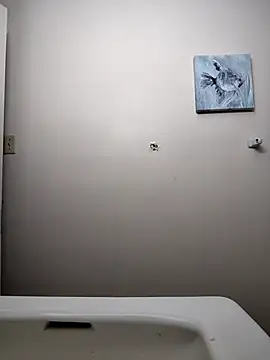 Locdawgg11 online show from April 11, 2026, 11:42 pm