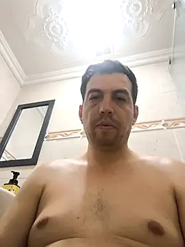 Snapshot of reyarturs13 chatting on March 3, 2026, 1:34 am reyarturs13 online show from March 3, 2026, 1:34 am