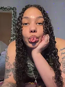 tastylolaaa online show from May 4, 2026, 12:28 am