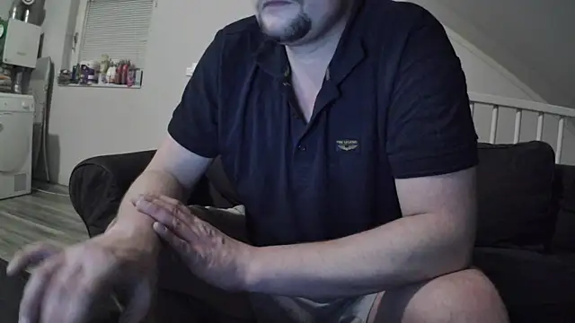 YourLoveBoyKevin online show from February 14, 2025, 12:30 am