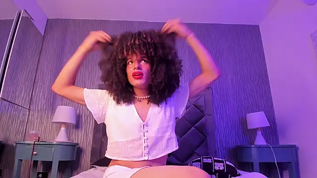 Snapshot of Indigo_star1 chatting on February 8, 2025, 7:04 am Indigo star1 online show from February 8, 2025, 7:04 am