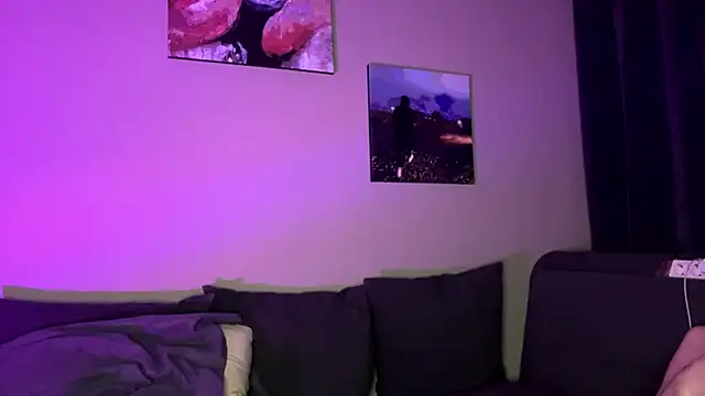 Tw1nFlame online show from March 11, 2025, 9:59 pm