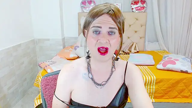Snapshot of Dolldirtyxxx chatting on May 3, 2026, 5:19 pm Dolldirtyxxx online show from May 3, 2026, 5:19 pm