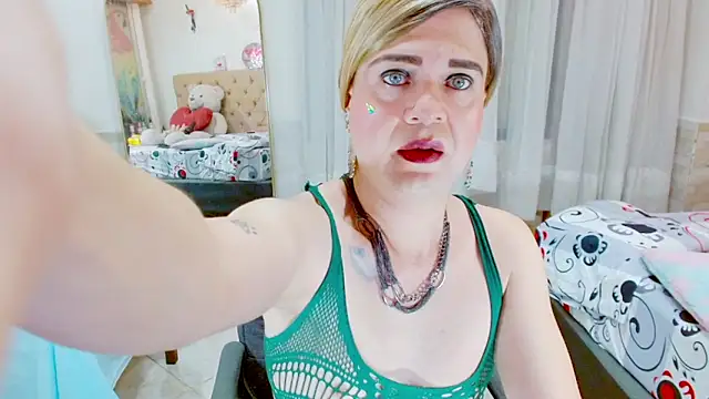 Snapshot of Dolldirtyxxx chatting on May 26, 2026, 5:03 am Dolldirtyxxx online show from May 26, 2026, 5:03 am