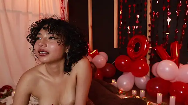 xamixa  online show from February 15, 2025, 4:23 pm