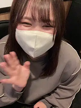 mitarashi awww online show from March 22, 2025, 4:47 pm