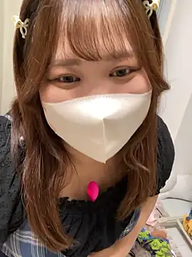 mitarashi awww online show from September 22, 2025, 9:06 pm