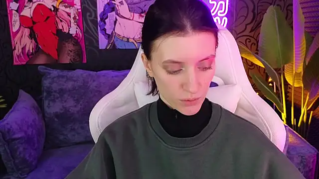 roxy riot  online show from February 22, 2025, 7:56 am