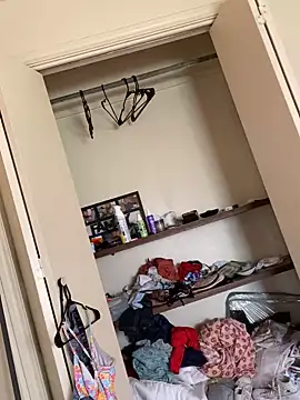 Snapshot of grassXass420 chatting on March 16, 2025, 9:47 pm grassXass420 online show from March 16, 2025, 9:47 pm