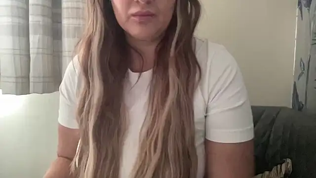 Snapshot of Billiexxx chatting on February 19, 2025, 12:55 pm Billiexxx online show from February 19, 2025, 12:55 pm