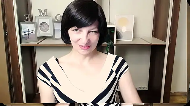  AngeliaFlow  online show from June 30, 2026, 7:53 am