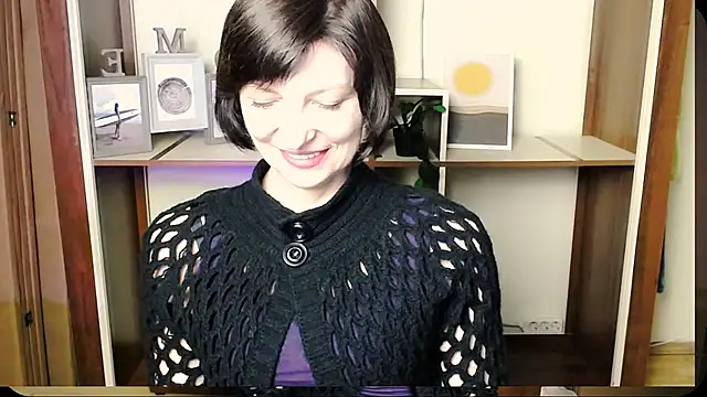  AngeliaFlow  online show from July 11, 2026, 7:55 am