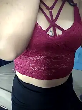 isabella beauty 01 online show from February 8, 2025, 3:42 pm